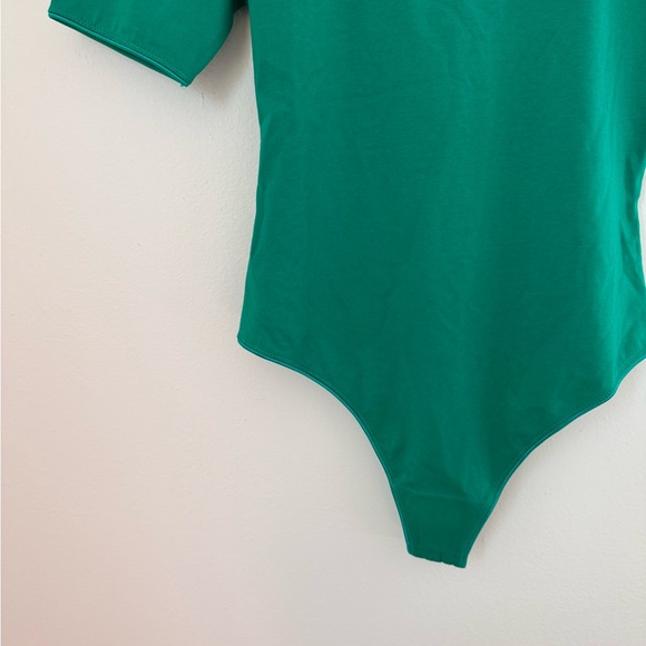 Free People NWOT Green Short Sleeve Bodysuit - Picture 6 of 6